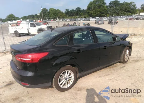 2016 Ford Focus Se z USA, uszkodzony, nr VIN 1FADP3F27GL222153